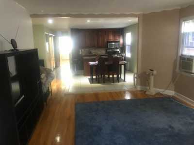 Apartment For Rent in Bayside, New York