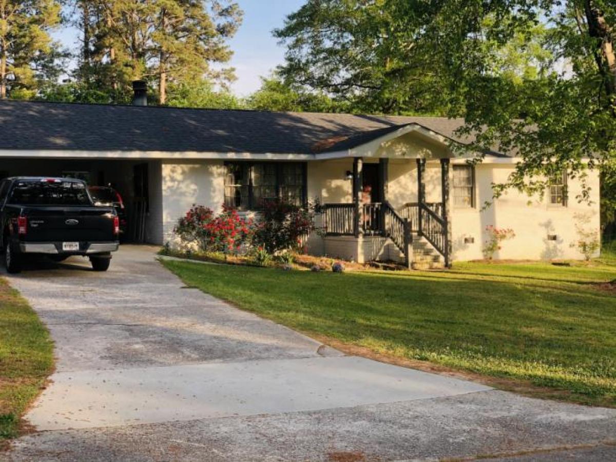 Picture of Home For Sale in Milledgeville, Georgia, United States