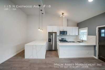 Apartment For Rent in Inglewood, California