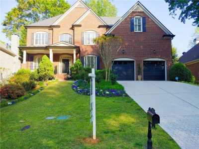 Home For Sale in Brookhaven, Georgia