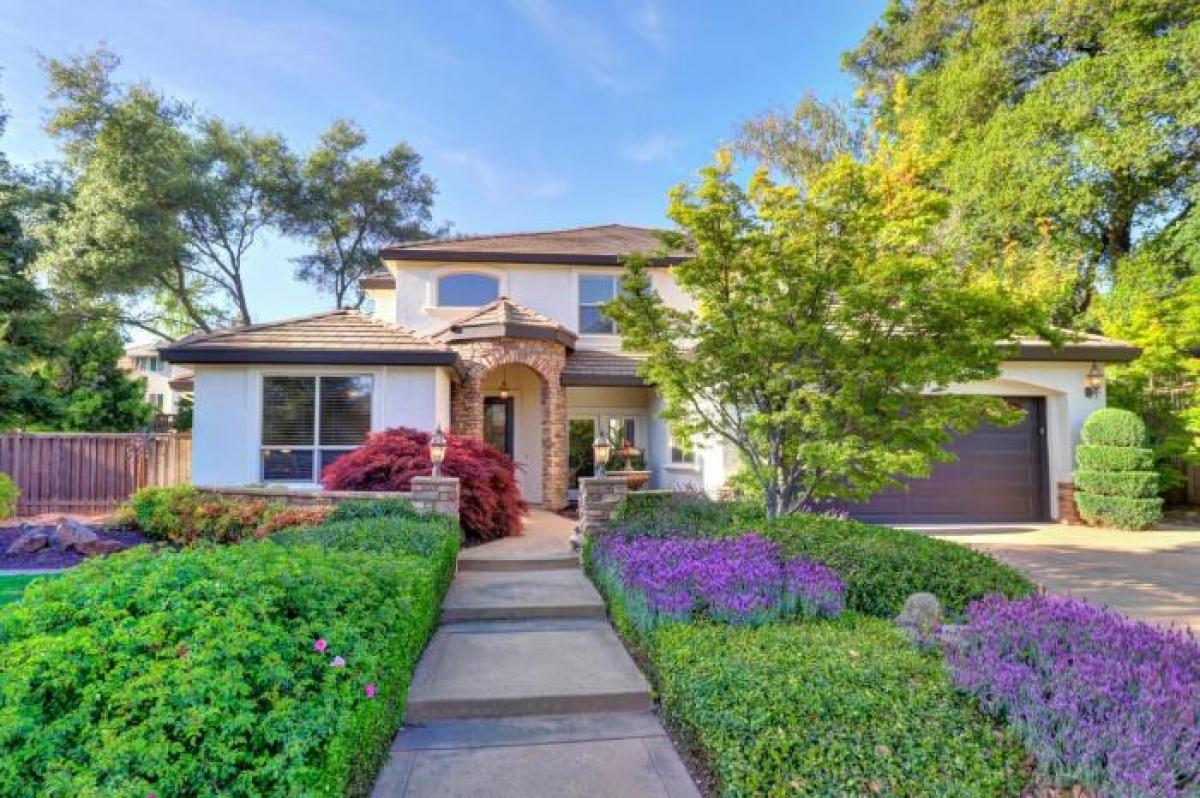 Picture of Home For Sale in Granite Bay, California, United States