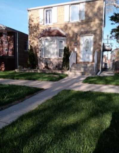 Home For Sale in Cicero, Illinois