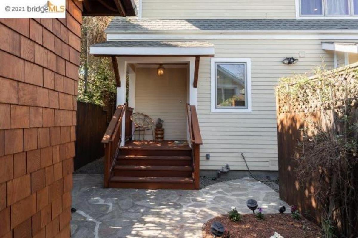 Picture of Home For Sale in Berkeley, California, United States