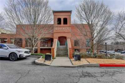 Condo For Sale in Roswell, Georgia