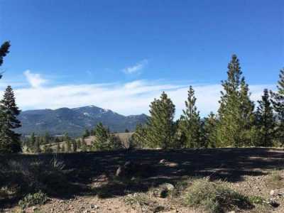 Residential Land For Sale in Portola, California