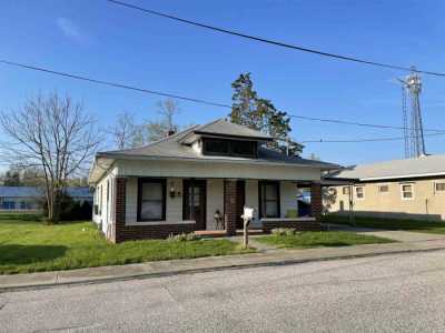 Home For Sale in Bedford, Indiana