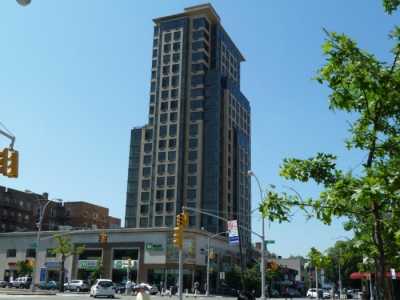 Condo For Sale in Forest Hills, New York