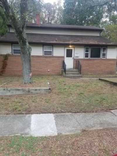 Home For Rent in Lindenwold, New Jersey