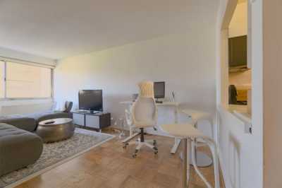 Apartment For Rent in