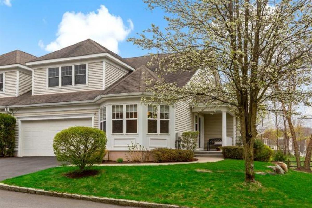 Picture of Home For Sale in Peekskill, New York, United States