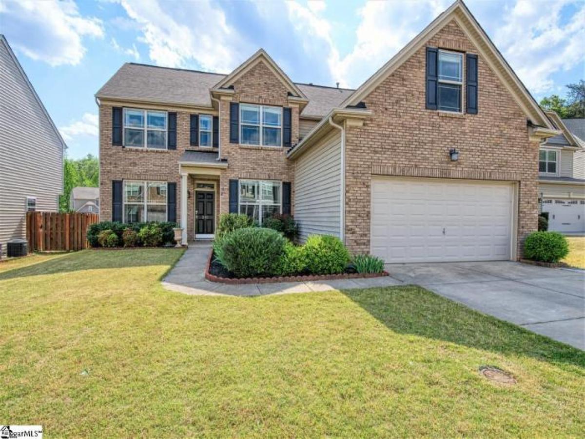Picture of Home For Sale in Simpsonville, South Carolina, United States