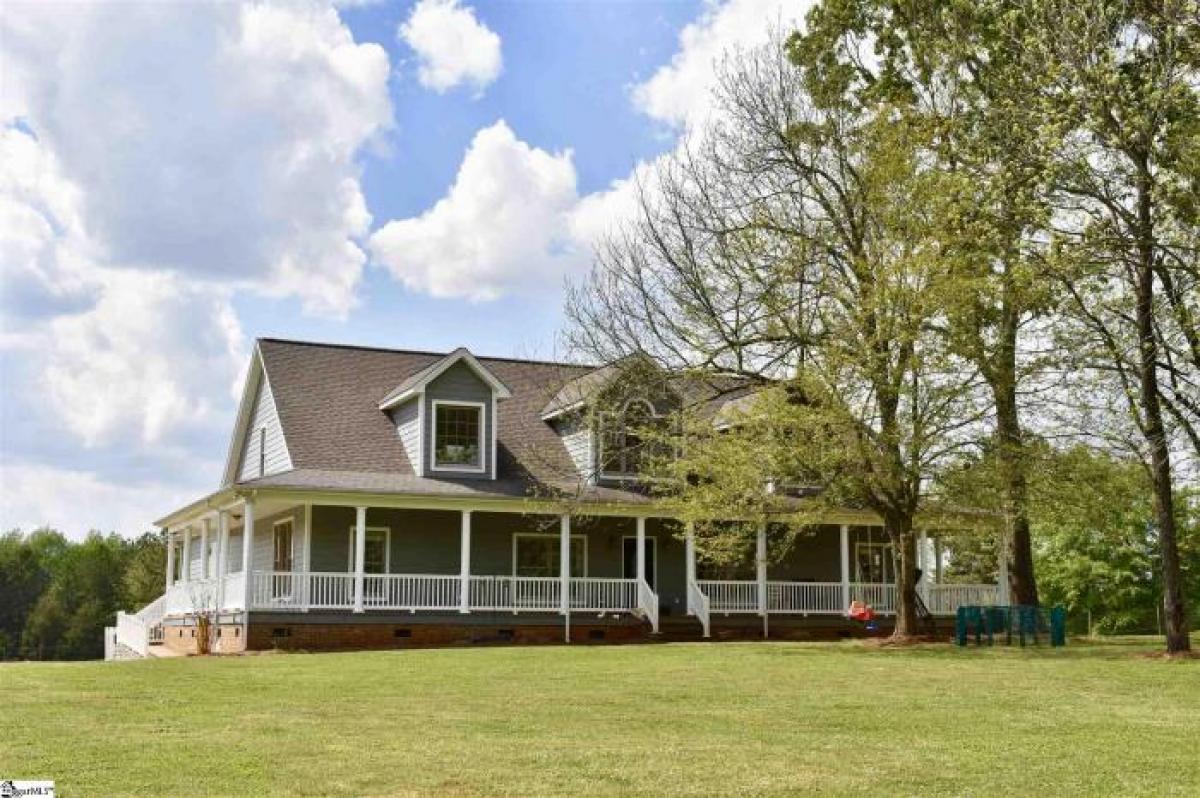 Picture of Home For Sale in Woodruff, South Carolina, United States