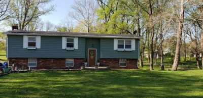 Home For Sale in Bedford, Indiana