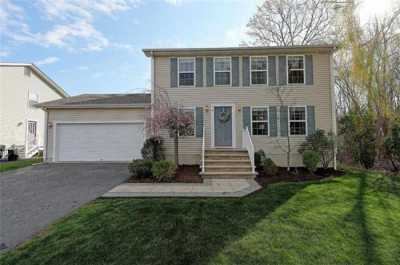 Home For Sale in Cumberland, Rhode Island