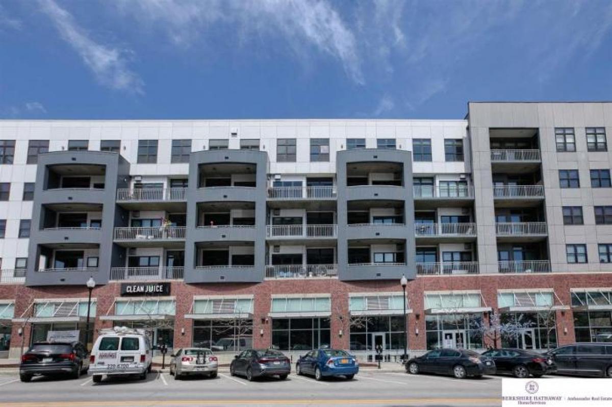 Picture of Condo For Sale in Omaha, Nebraska, United States