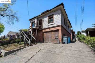 Home For Sale in Berkeley, California