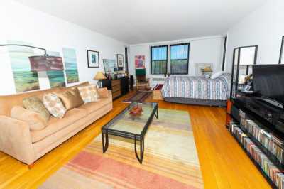 Apartment For Sale in Bronx, New York