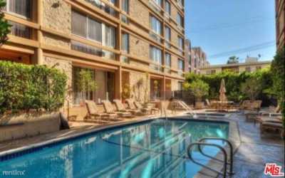Apartment For Rent in Beverly Hills, California
