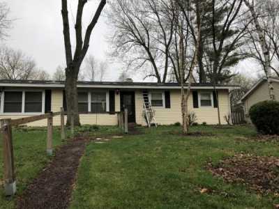 Home For Sale in Saint Charles, Illinois