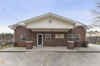 Retail For Sale in Lilburn, Georgia