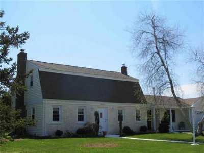 Home For Sale in Narragansett, Rhode Island