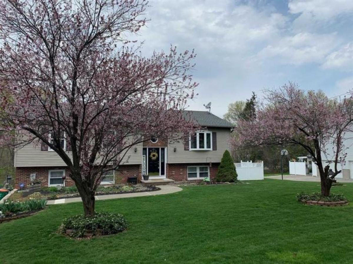 Picture of Home For Sale in Fishkill, New York, United States