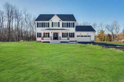 Home For Sale in Hyde Park, New York