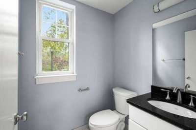 Villa For Sale in Boston, Massachusetts