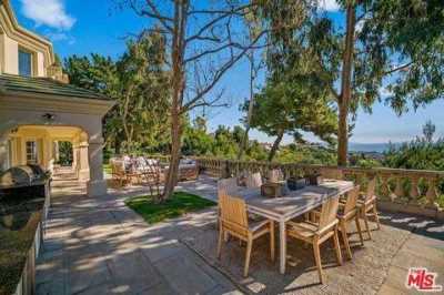 Home For Sale in Pacific Palisades, California