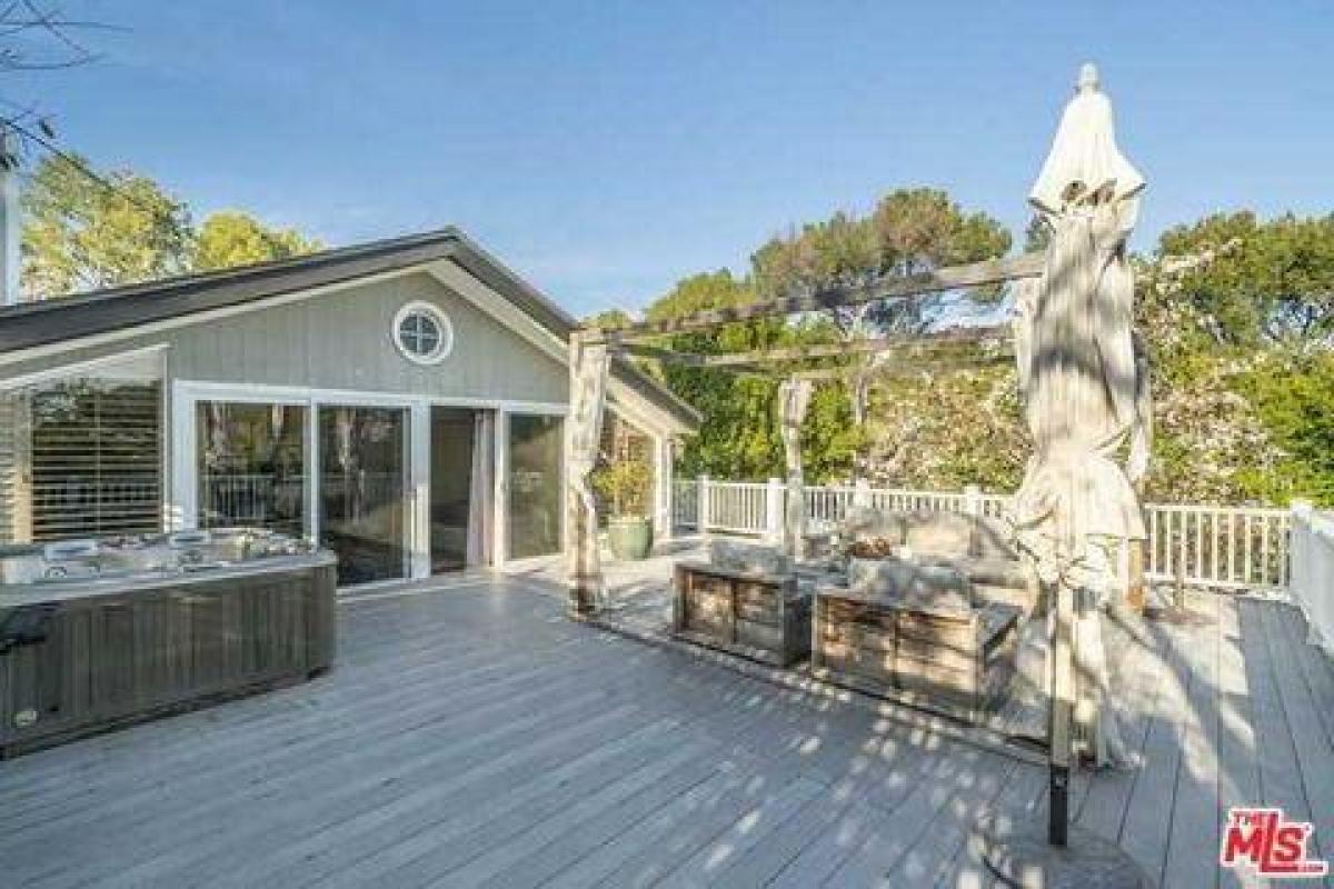 Picture of Villa For Sale in Malibu, California, United States