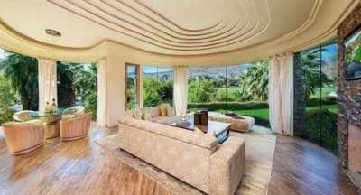 Villa For Sale in Palm Desert, California
