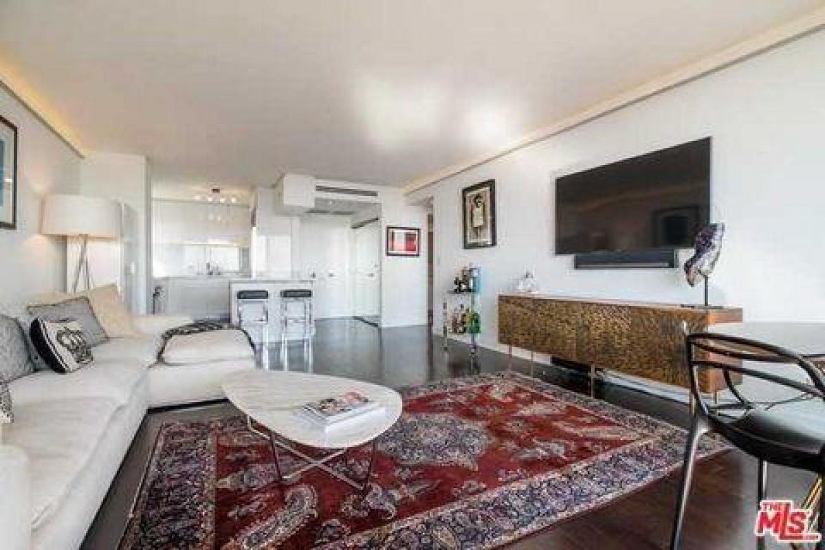 Picture of Condo For Sale in West Hollywood, California, United States