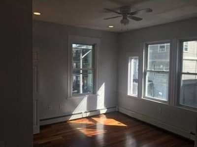 Villa For Sale in Boston, Massachusetts