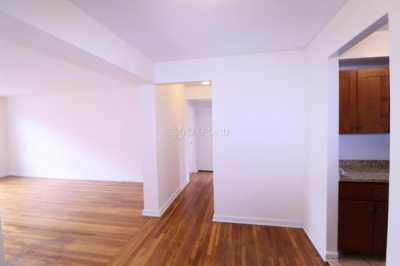 Apartment For Rent in Flushing, New York