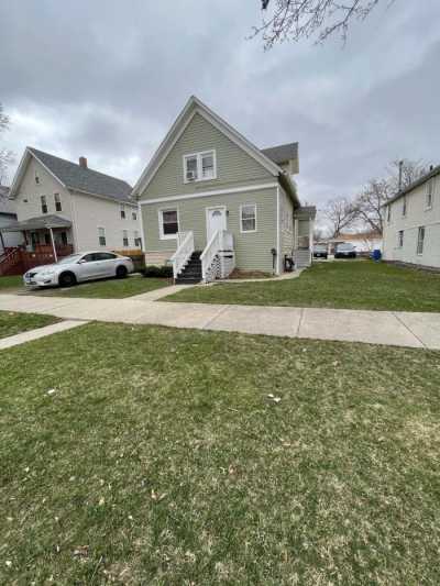 Multi-Family Home For Sale in La Grange, Illinois
