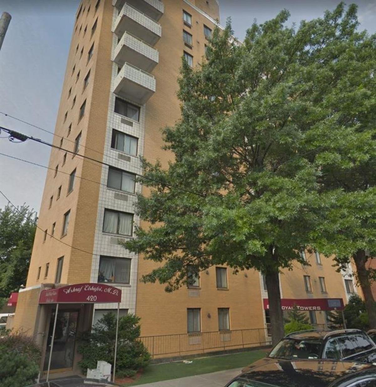 Picture of Condo For Sale in Brooklyn, New York, United States