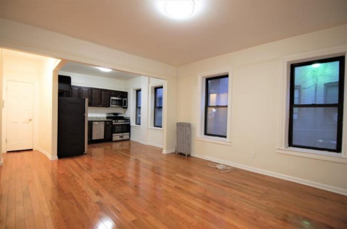 Picture of Apartment For Rent in Jackson Heights, New York, United States