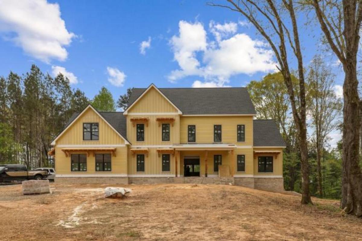 Picture of Home For Sale in Milton, Georgia, United States