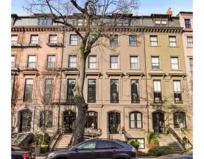 Condo For Sale in Boston, Massachusetts