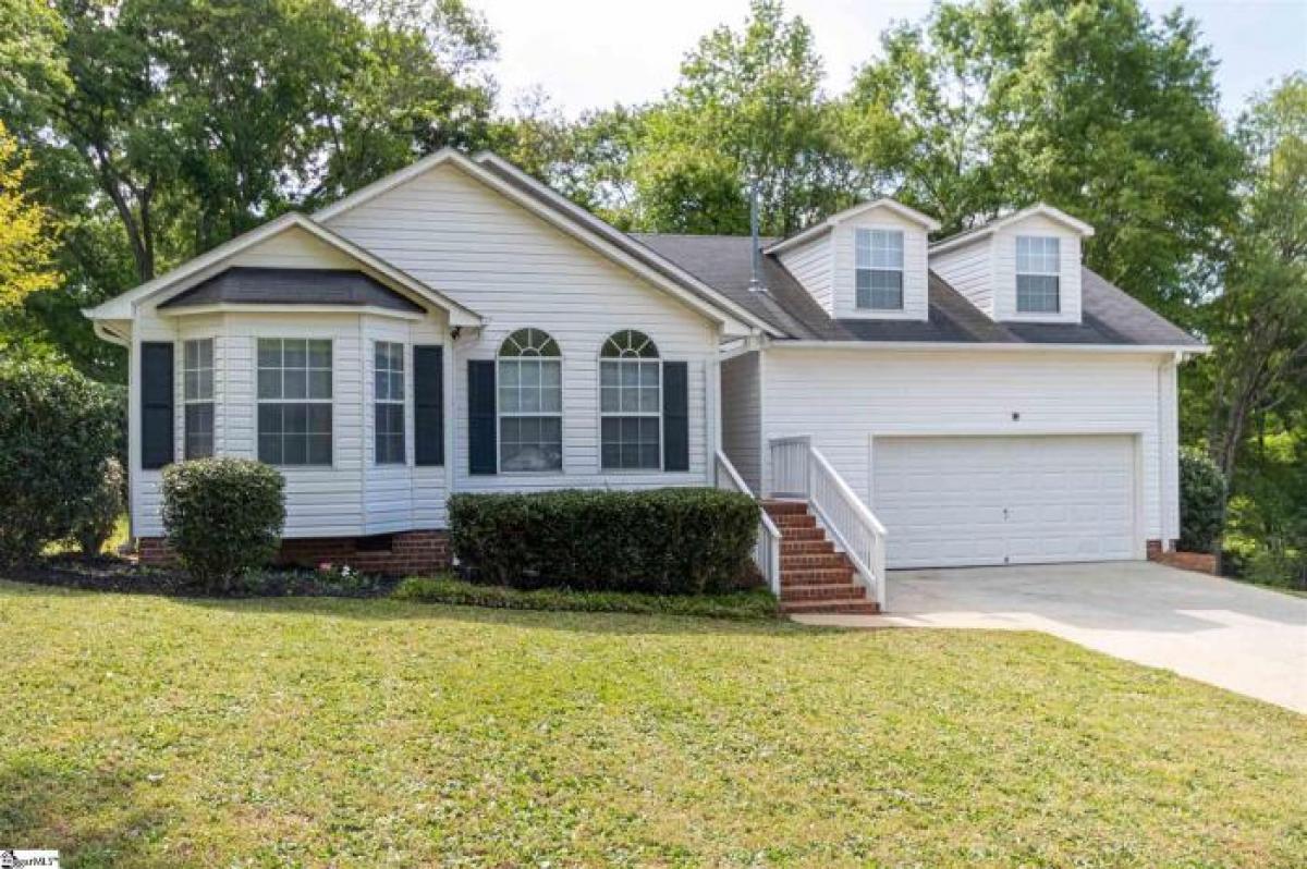 Picture of Home For Sale in Anderson, South Carolina, United States