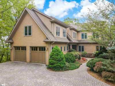 Home For Sale in Travelers Rest, South Carolina