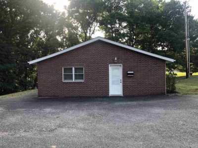 Home For Sale in Bedford, Indiana
