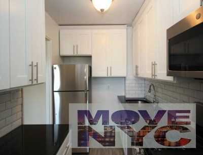 Apartment For Rent in Jamaica, New York