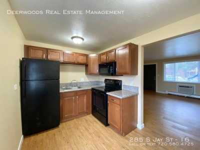 Apartment For Rent in Lakewood, Colorado