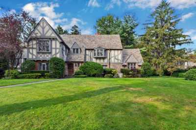 Home For Sale in Bronxville, New York