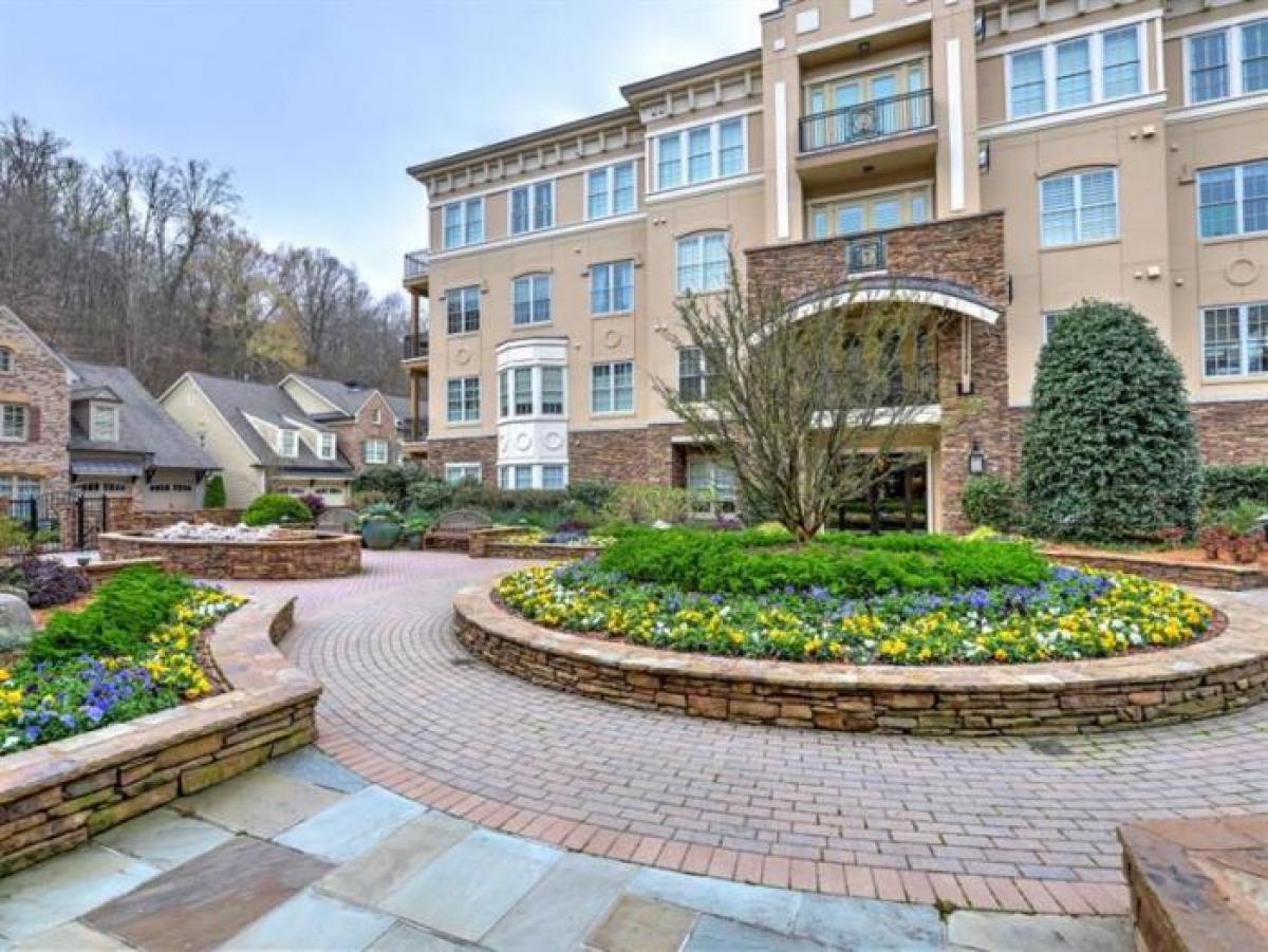 Picture of Condo For Sale in Atlanta, Georgia, United States