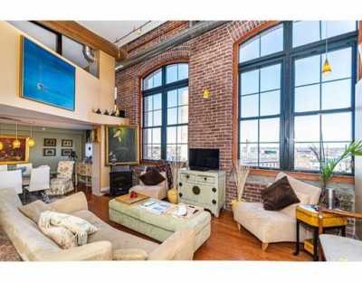 Condo For Sale in Lowell, Massachusetts