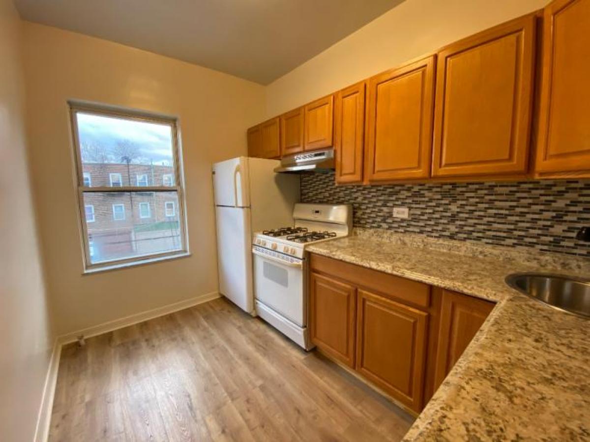 Picture of Apartment For Rent in Woodside, New York, United States