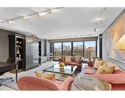 Apartment For Sale in Boston, Massachusetts