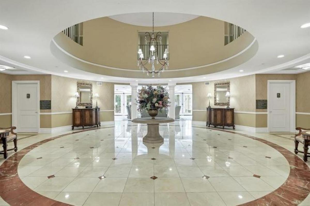 Picture of Home For Sale in Shrub Oak, New York, United States